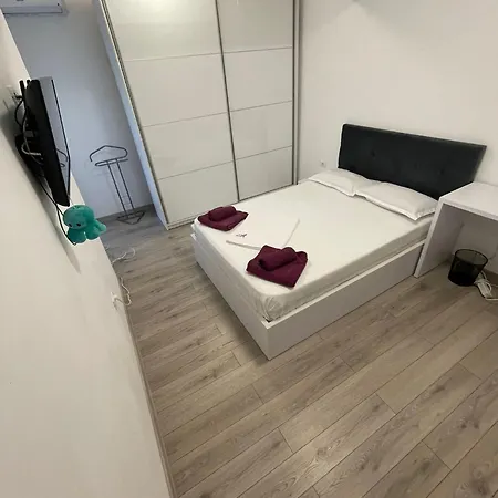 Tudor Apartman